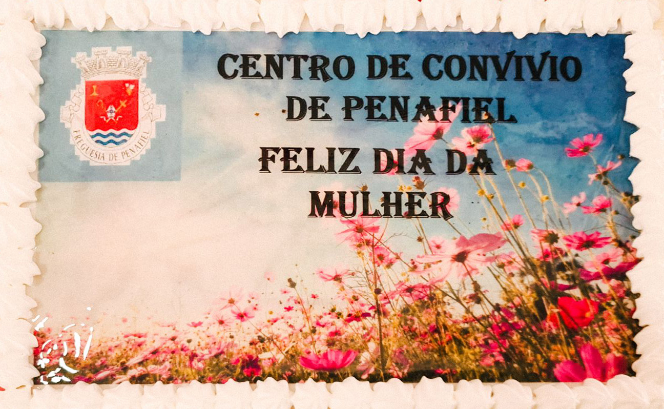 Dia da mulher no centro de convívio 